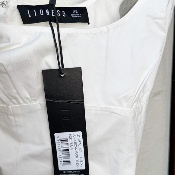 Lioness Luna Rosa Maxi Dress in Porcelain - Picture 6 of 13